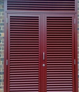 aluminium louvred doors