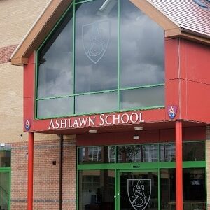 kestrel aluminium systems entrance doors to a school entrance.