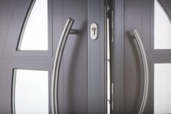 a choice of designer handles, lever handles and accessories enables the creation of an individual front door for the home. 