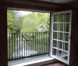 aluminium bifold with georgian bars. 