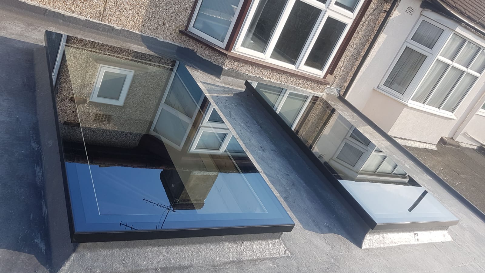 titan edge flat rooflight