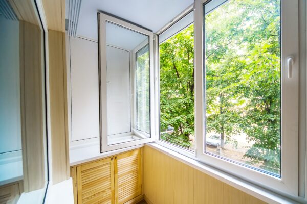 tilt and turn commercial aluminium windows