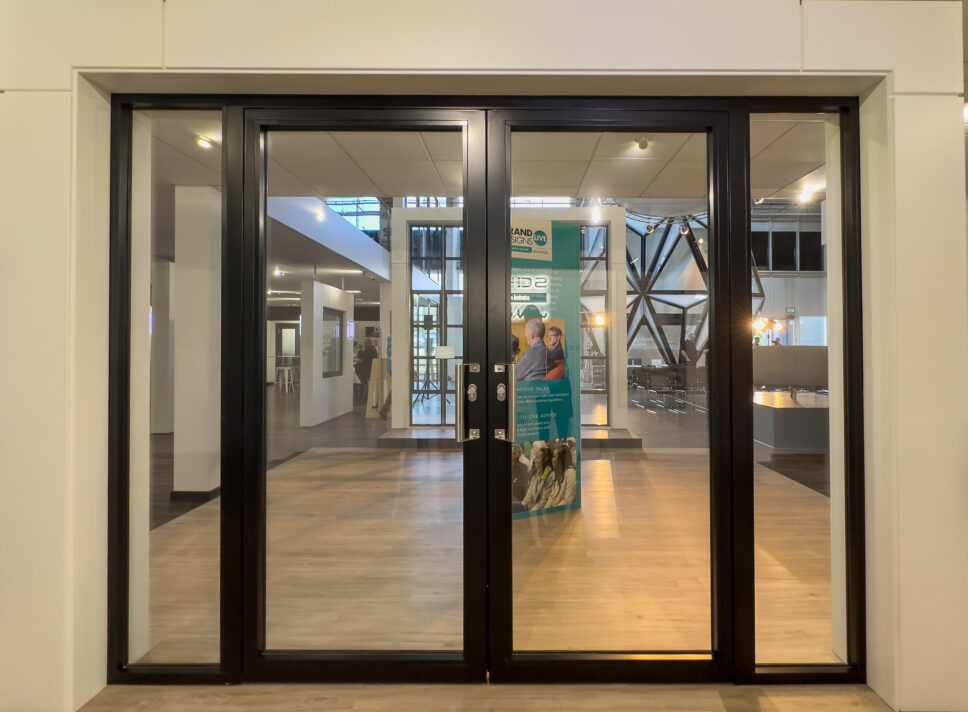 schüco jansen steel systems fire-rated doors in a showroom