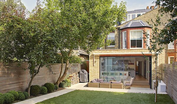 cortizo cor-vision sliding doors in a london terraced house