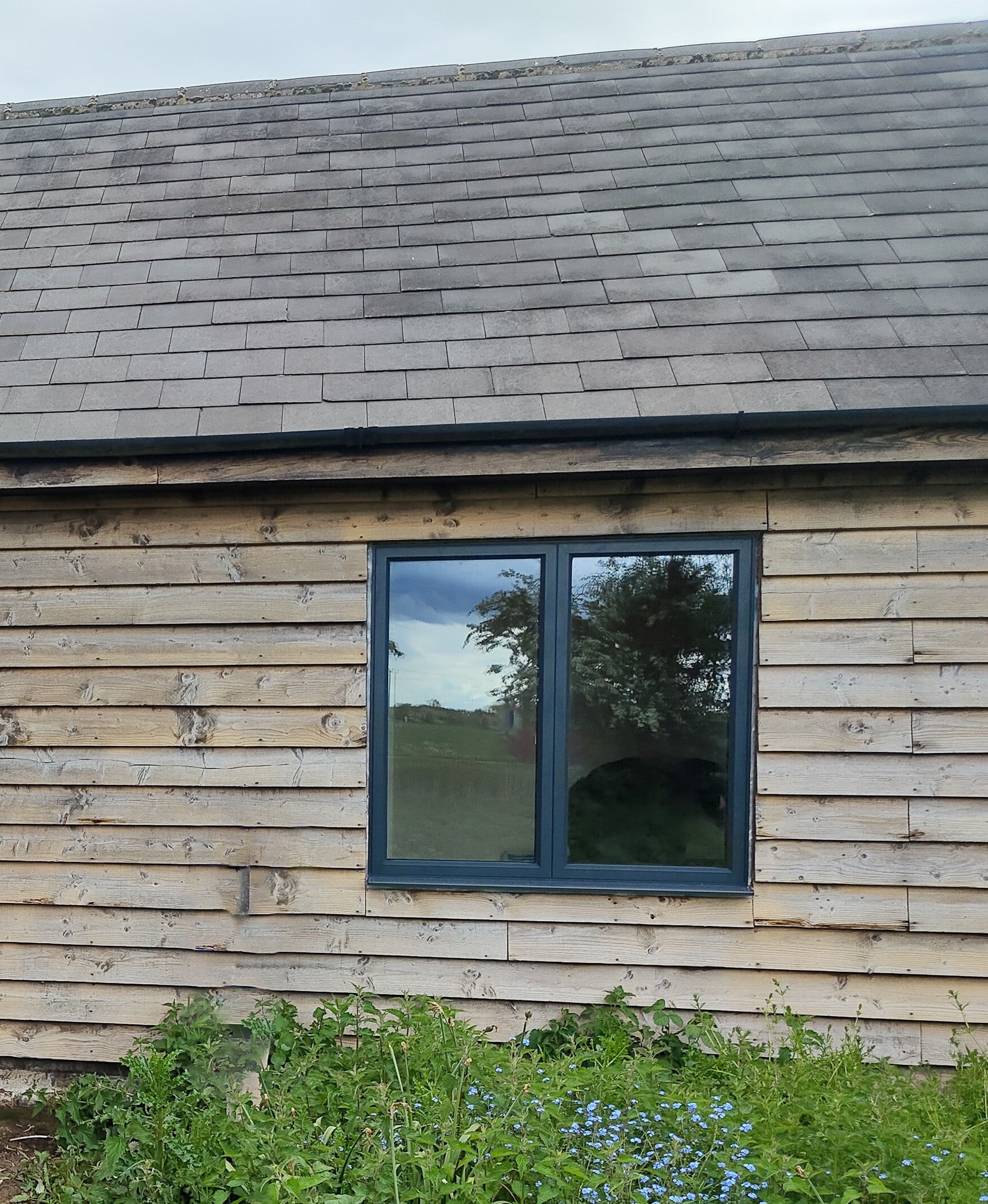 picture of origin ow-70 in a timber clad farm building